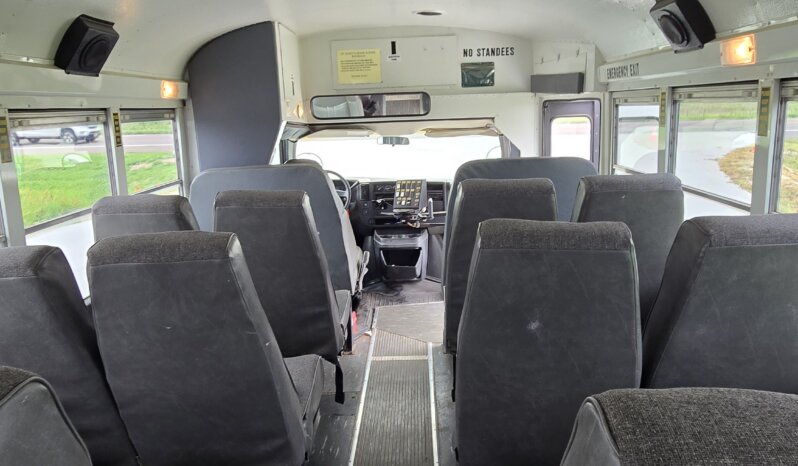 2003 Chevrolet Express Mini Bus 14pass/ 68Kmi full