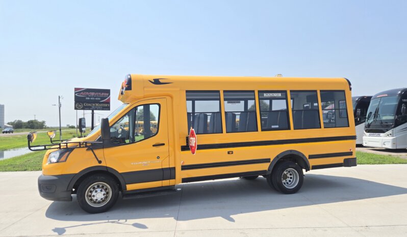 2021 MicroBird Ford Transit T350HD Bus w/Air & 15pass full
