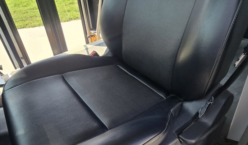 2021 MicroBird Ford Transit T350HD Bus w/Air & 15pass full