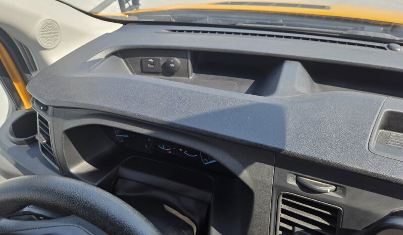 2021 Micro Bird Ford T350HD w/Rear A/C 15pass full