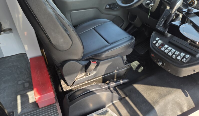 2021 Micro Bird Ford T350HD w/Rear A/C 15pass full
