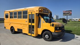 2016 Thomas GMC Minitour Bus w/Air& Handi- 50Kmiles!