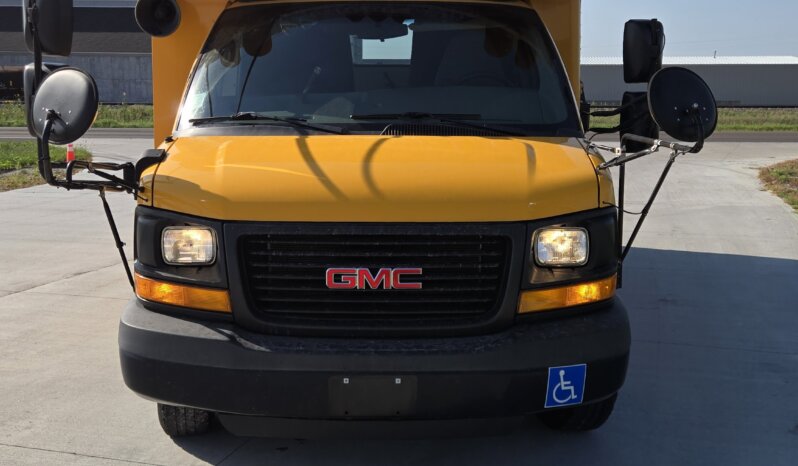 2016 Thomas GMC Minitour Bus w/Air& Handi- 50Kmiles! full