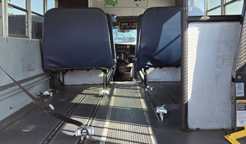 2016 Thomas GMC Minitour Bus w/Air& Handi- 50Kmiles! full