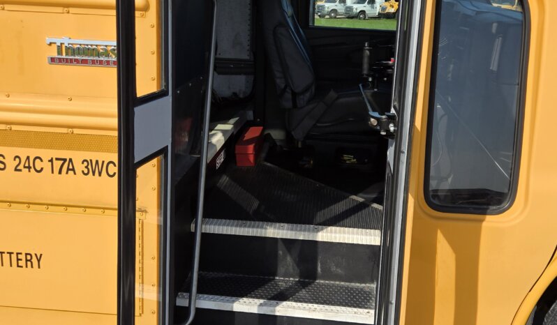 2016 Thomas GMC Minitour Bus w/Air& Handi- 50Kmiles! full