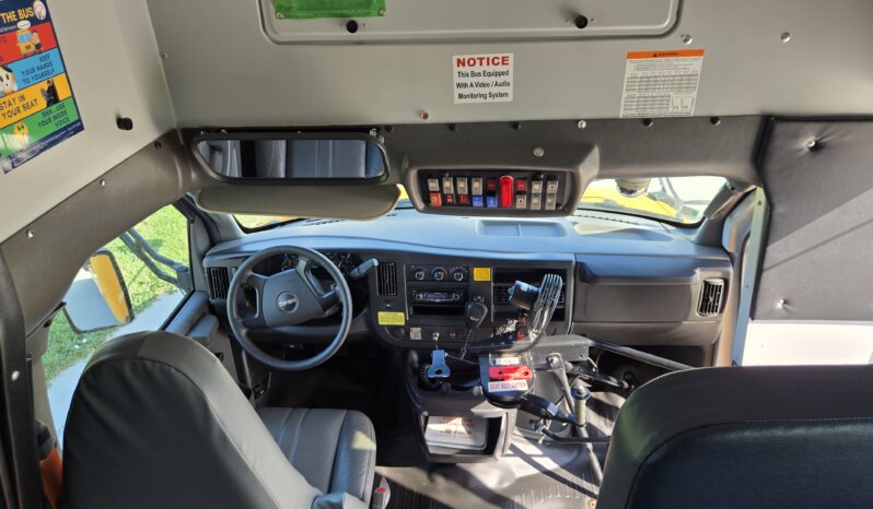 2016 Thomas GMC Minitour Bus w/Air& Handi- 50Kmiles! full