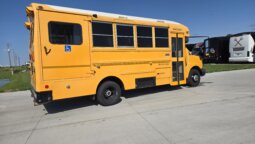2016 Thomas GMC 4500 Mini w/ Air & Handi full
