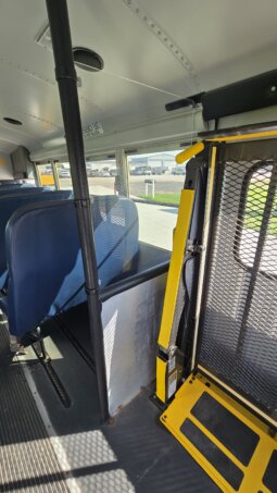 2016 Thomas GMC 4500 Mini w/ Air & Handi full