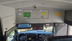 2016 Thomas GMC 4500 Mini w/ Air & Handi full