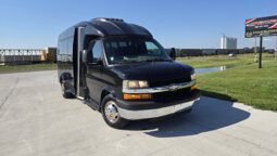 2012 Chevrolet Turtle Top Luxury G3500 Shuttle 14pass full