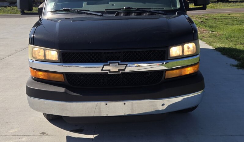 2012 Chevrolet Turtle Top Luxury G3500 Shuttle 14pass full