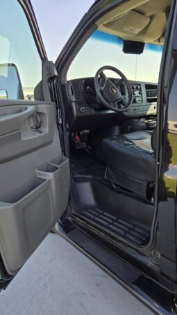 2012 Chevrolet Turtle Top Luxury G3500 Shuttle 14pass full