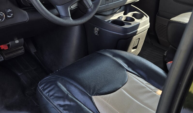2012 Chevrolet Turtle Top Luxury G3500 Shuttle 14pass full
