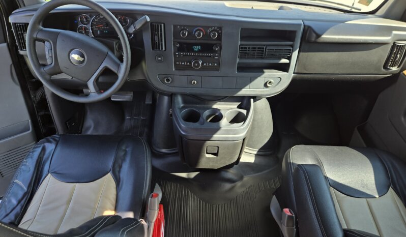 2012 Chevrolet Turtle Top Luxury G3500 Shuttle 14pass full