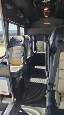 2012 Chevrolet Turtle Top Luxury G3500 Shuttle 14pass full