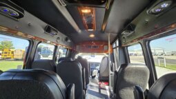 2012 Chevrolet Turtle Top Luxury G3500 Shuttle 14pass full
