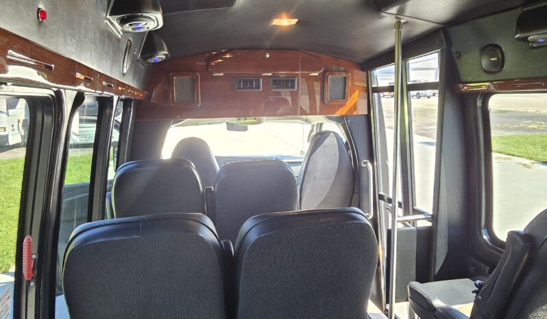 2012 Chevrolet Turtle Top Luxury G3500 Shuttle 14pass full