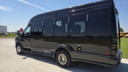 2016 Ford E350 Turtle Top Luxury Shuttle 14/pass full