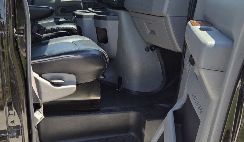 2016 Ford E350 Turtle Top Luxury Shuttle 14/pass full