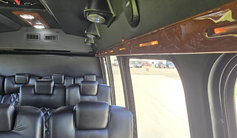 2016 Ford E350 Turtle Top Luxury Shuttle 14/pass full