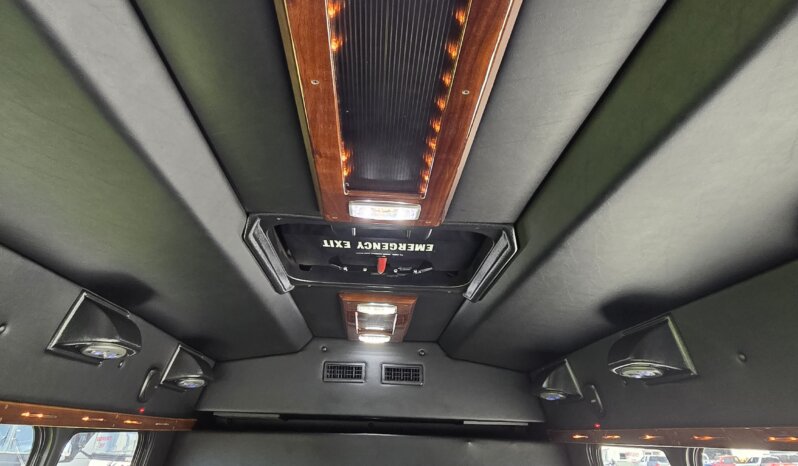 2016 Ford E350 Turtle Top Luxury Shuttle 14/pass full