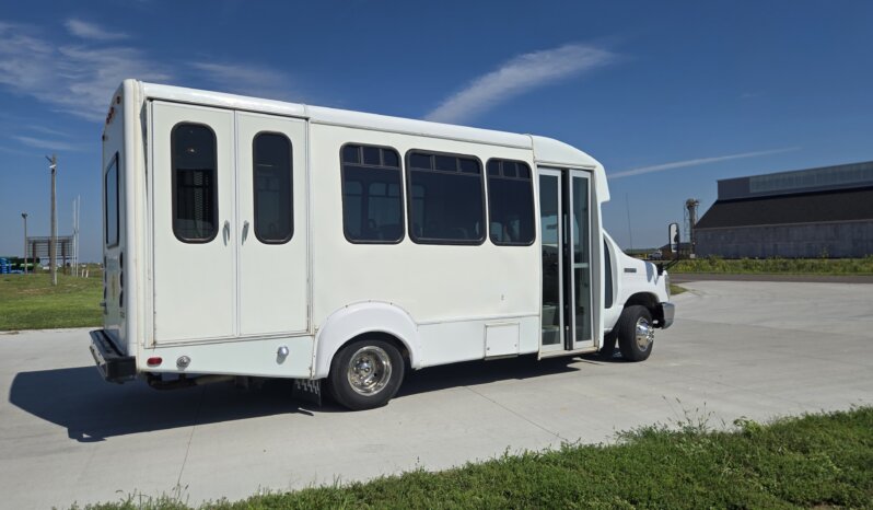 2008 Ford E450 Shuttle 15pass w/Handi Non CDL full