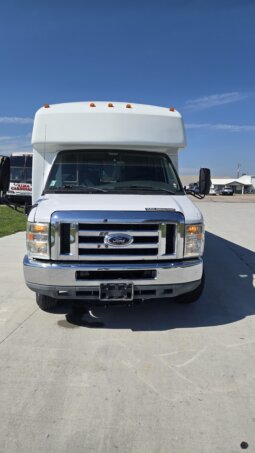 2008 Ford E450 Shuttle 15pass w/Handi Non CDL full