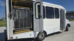 2008 Ford E450 Shuttle 15pass w/Handi Non CDL full