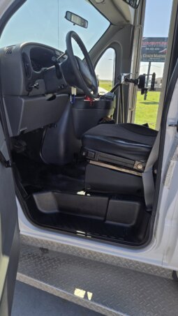2008 Ford E450 Shuttle 15pass w/Handi Non CDL full