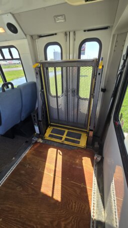 2008 Ford E450 Shuttle 15pass w/Handi Non CDL full