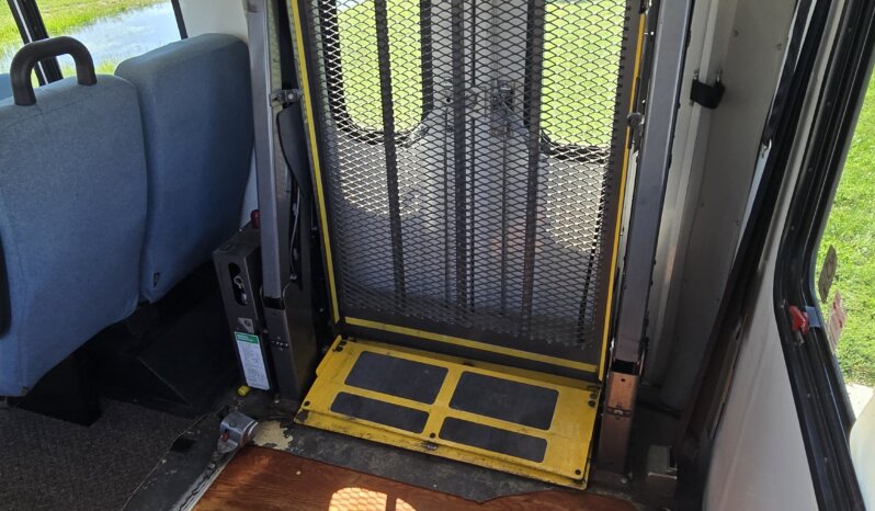 2008 Ford E450 Shuttle 15pass w/Handi Non CDL full