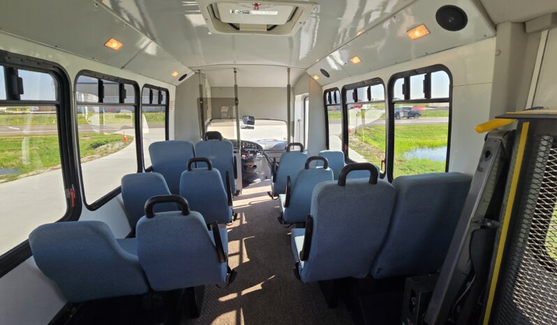 2008 Ford E450 Shuttle 15pass w/Handi Non CDL full