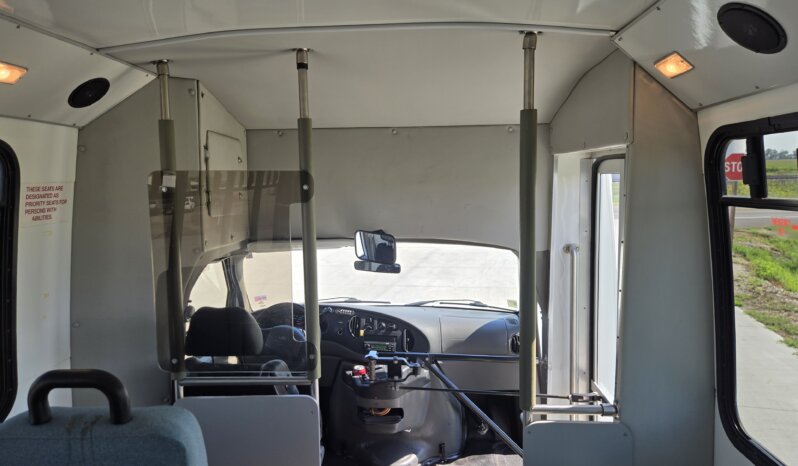 2008 Ford E450 Shuttle 15pass w/Handi Non CDL full