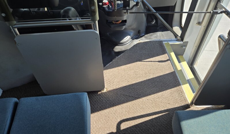 2008 Ford E450 Shuttle 15pass w/Handi Non CDL full