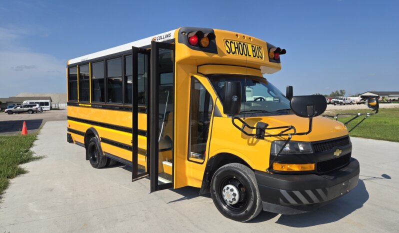 2019 Chevrolet Express G4500 Collins 29pass- LOW MILES full