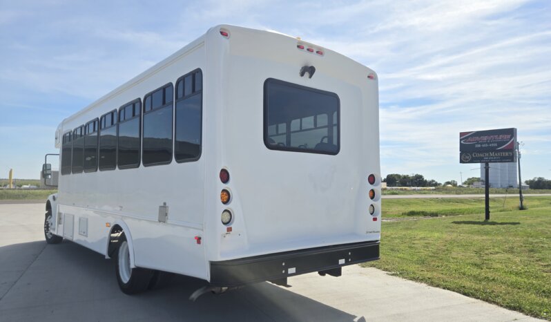 2016 Freightliner S2 Shuttle 29pass LOW Miles! full