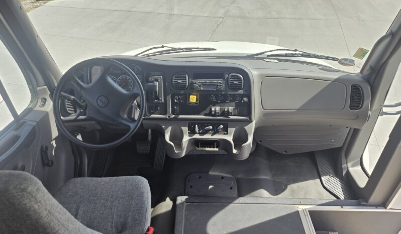 2016 Freightliner S2 Shuttle 29pass LOW Miles! full