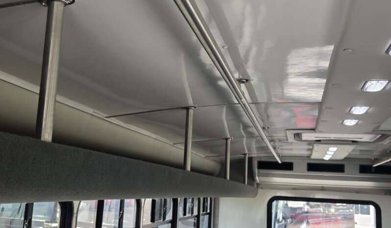 2016 Freightliner S2 Shuttle 29pass LOW Miles! full