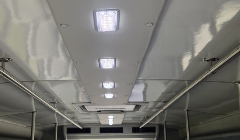2016 Freightliner S2 Shuttle 29pass LOW Miles! full