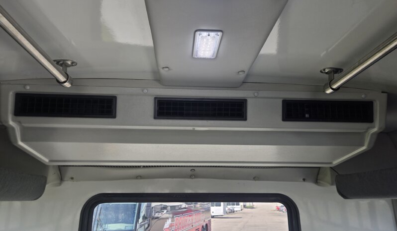 2016 Freightliner S2 Shuttle 29pass LOW Miles! full
