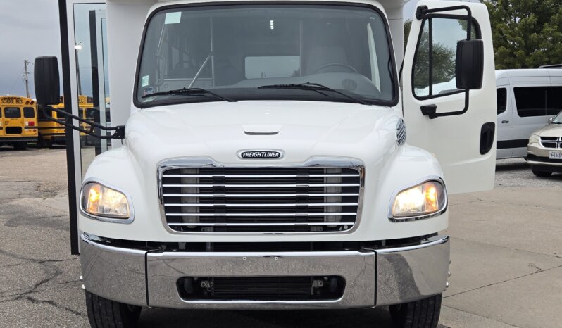 2016 Freightliner S2 Shuttle 29pass LOW Miles! full