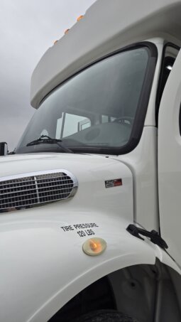 2016 Freightliner S2 Shuttle 29pass LOW Miles! full