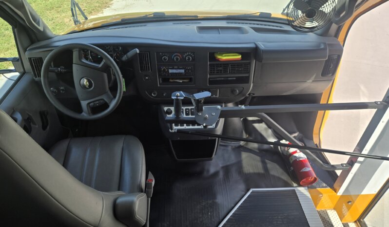2019 Chevrolet G4500 Collins 29Pass (15Kmi) full