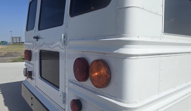 2003 Chevrolet Mini Bus 15pass/35Kmi! (Non CDL) full