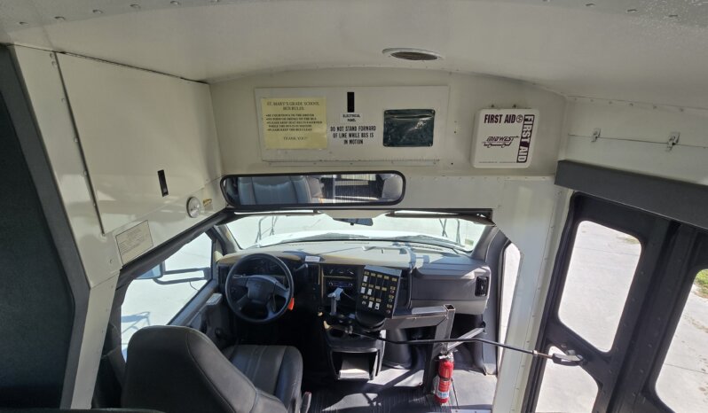2003 Chevrolet Mini Bus 15pass/35Kmi! (Non CDL) full