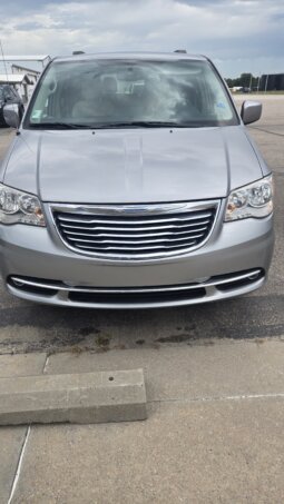 2016 Chrysler Town & Country Touring Wheelchair Accessibility Conv. full