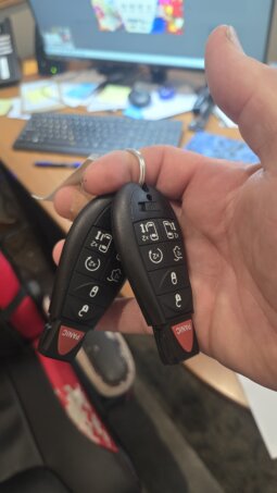 2016 Chrysler Town & Country Touring Wheelchair Accessibility Conv. full