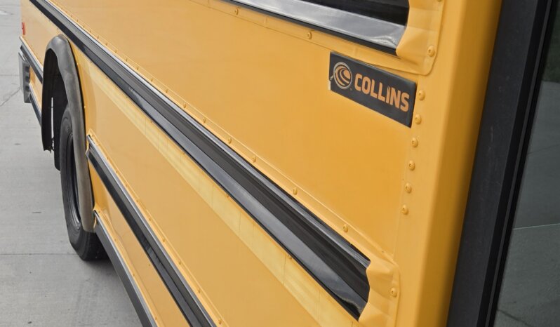 2009 Chevrolet Express G3500 Collins Yellow Bus (LOW MI 42K) full