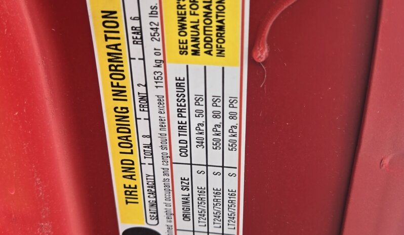 2017 Chevrolet Express 2500 8pass/ 33kmi. full