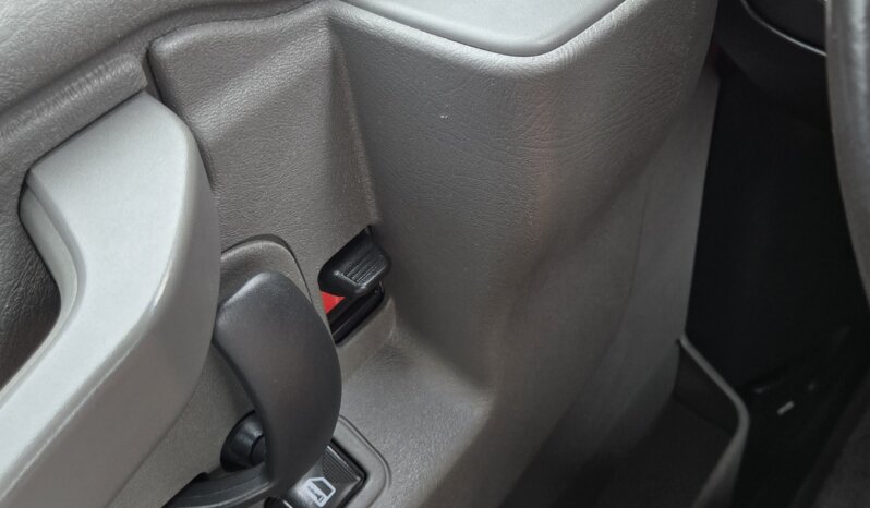 2017 Chevrolet Express 2500 8pass/ 33kmi. full
